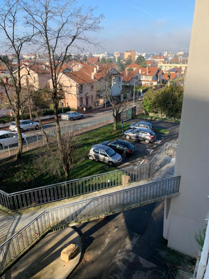 Green Hopitaux Bron Dış mekan fotoğraf